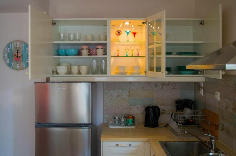 Sunny Central Luxury Apartment Волос Экстерьер фото