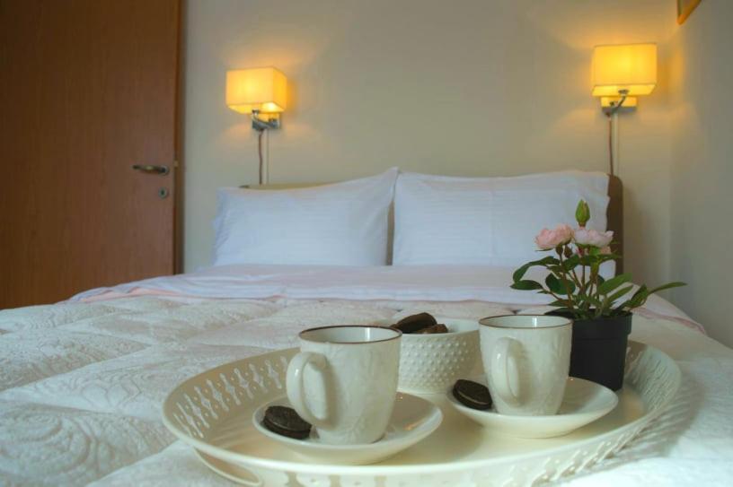 Sunny Central Luxury Apartment Волос Экстерьер фото